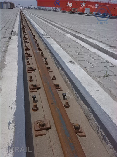 adjustable rail clips